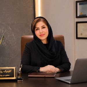 دکتر ماریانوس قبادی
