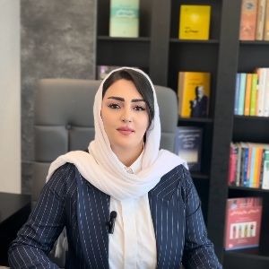 دکتر لیلا پاکروح