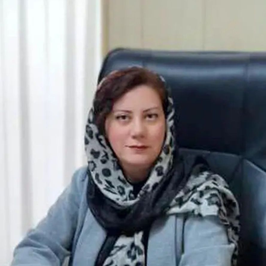 نادیا حدادیان