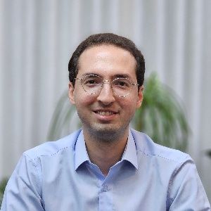 دکتر تیما سید دانش