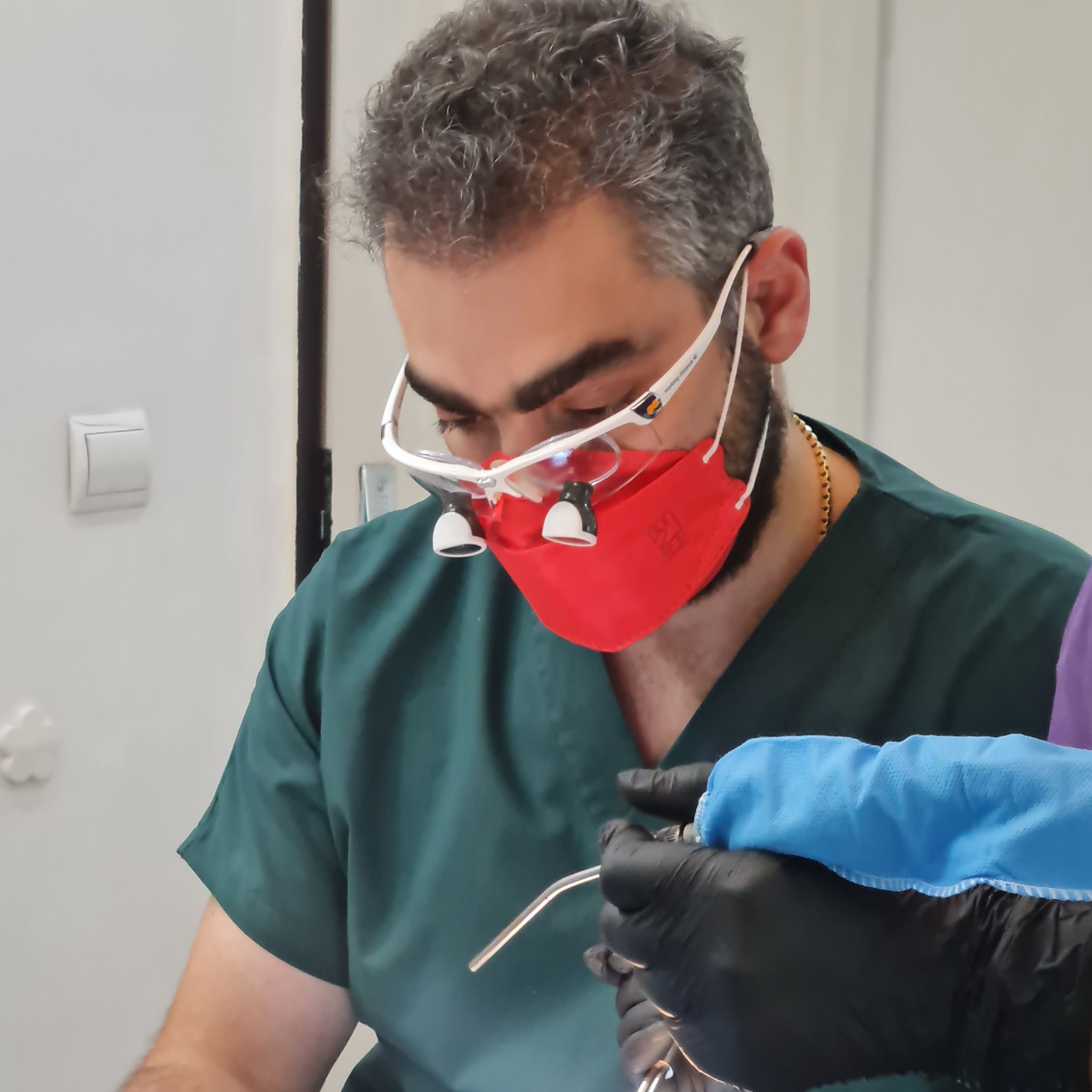 دکتر رضا واحدی شمال