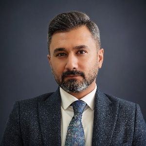 دکتر پیام لطفی