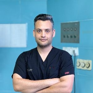 دکتر سعید نیکنام
