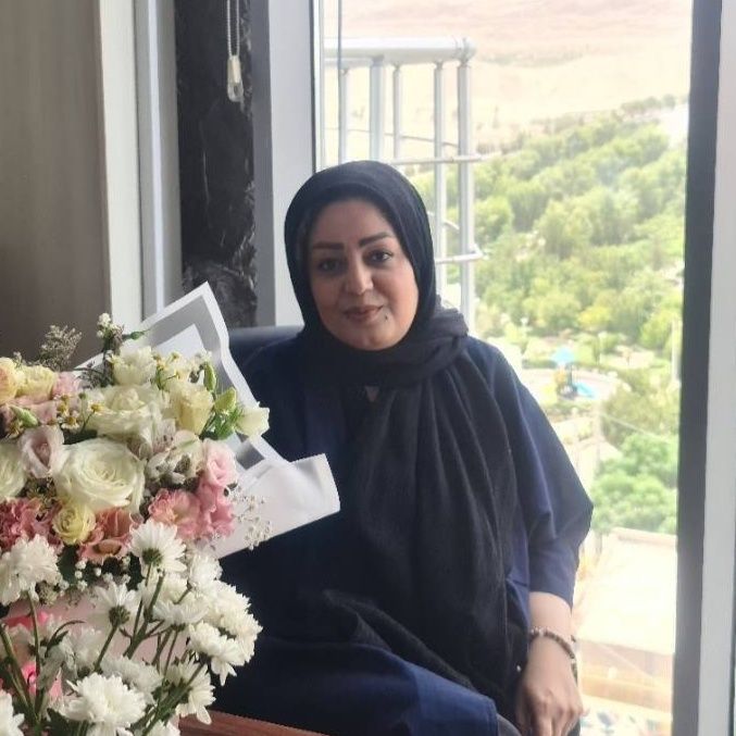 فاطمه حسینخانی