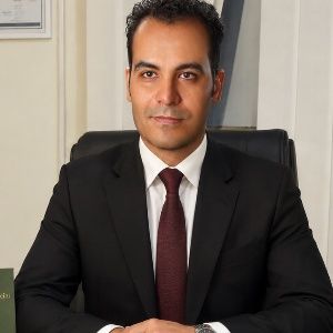 دکتر داود شیخ حسینی