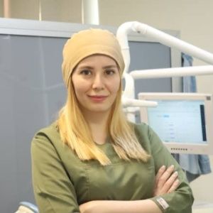 دکتر حانیه صادقی