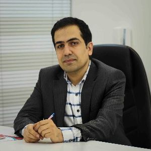 دکتر احمدرضا کریمی