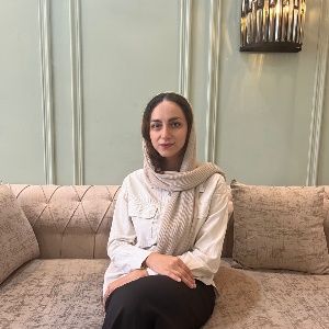 زینب سعیدی