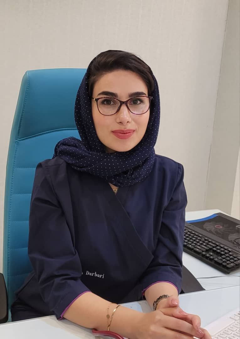 دکتر سارا درباری