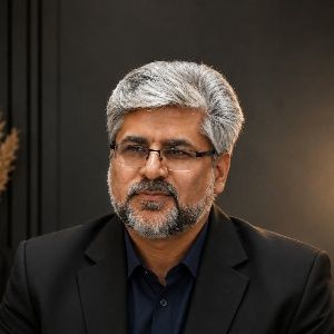 دکتر علیرضا هادی