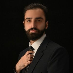 دانیال شکیب