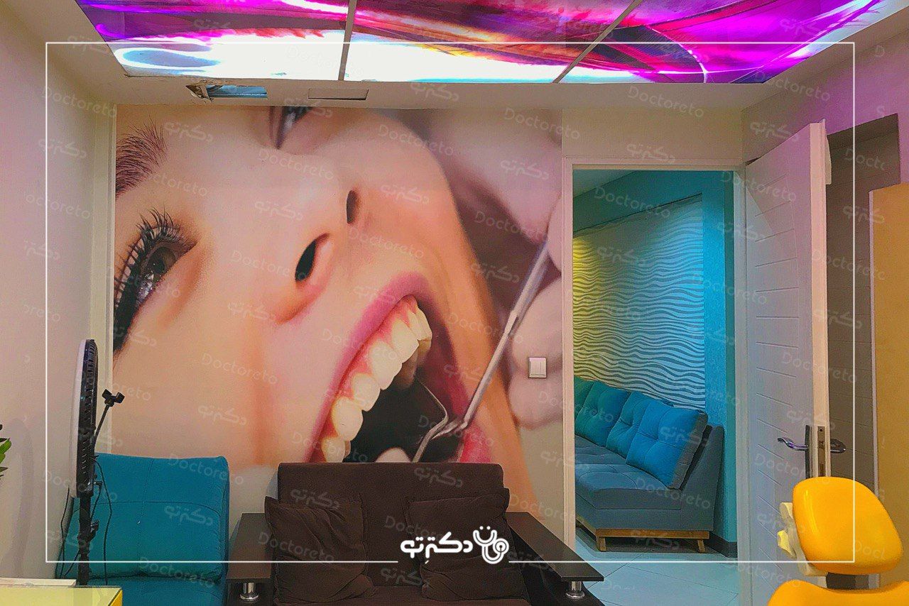 کشیدن دندان جلویی (بدون جراحی) دکتر علیرضا محمدحسین زاده در تهران 3