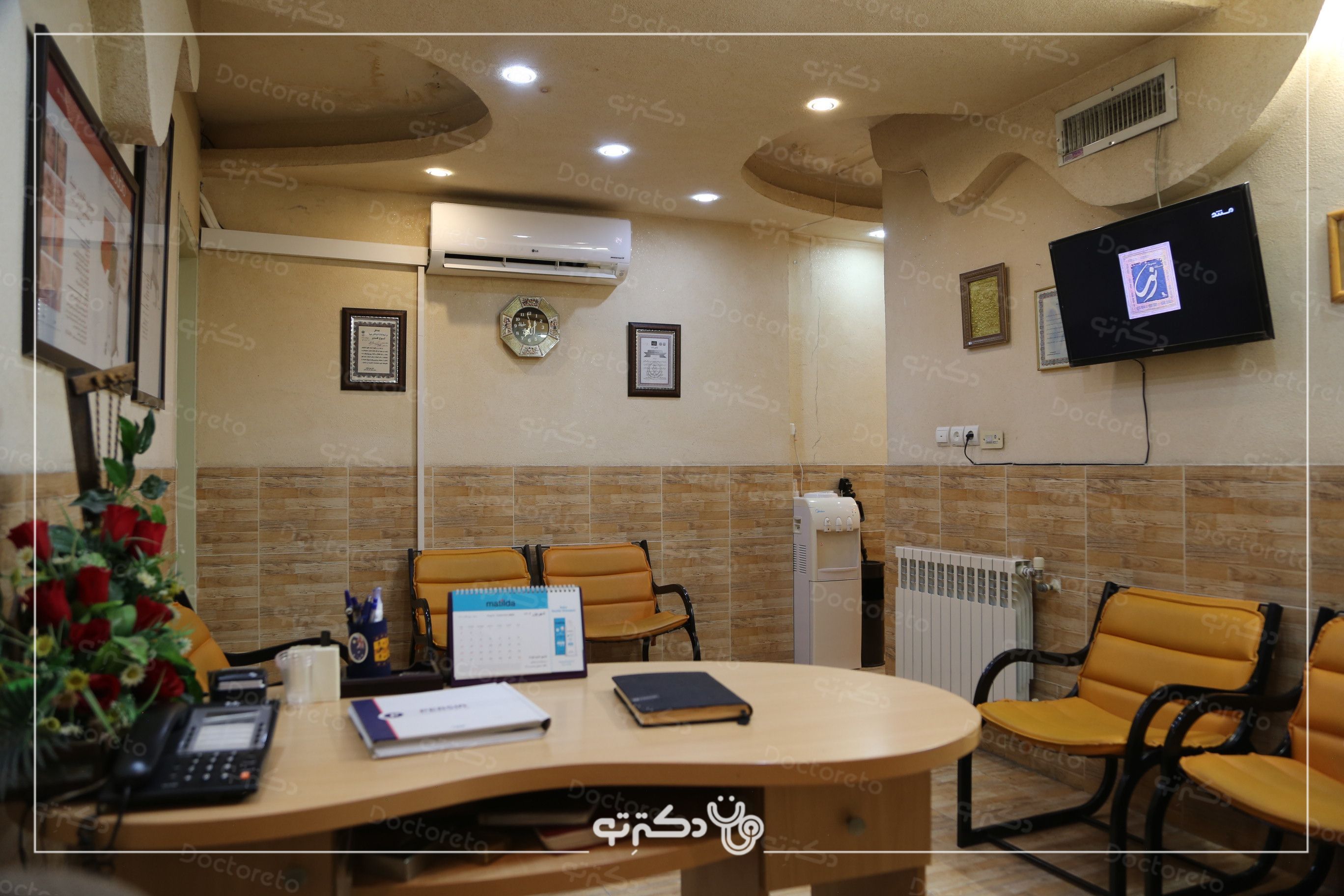 جوانسازی صورت با کمک دستگاه RF فرکشنال دکتر هما رجایی خواه در شیراز 6
