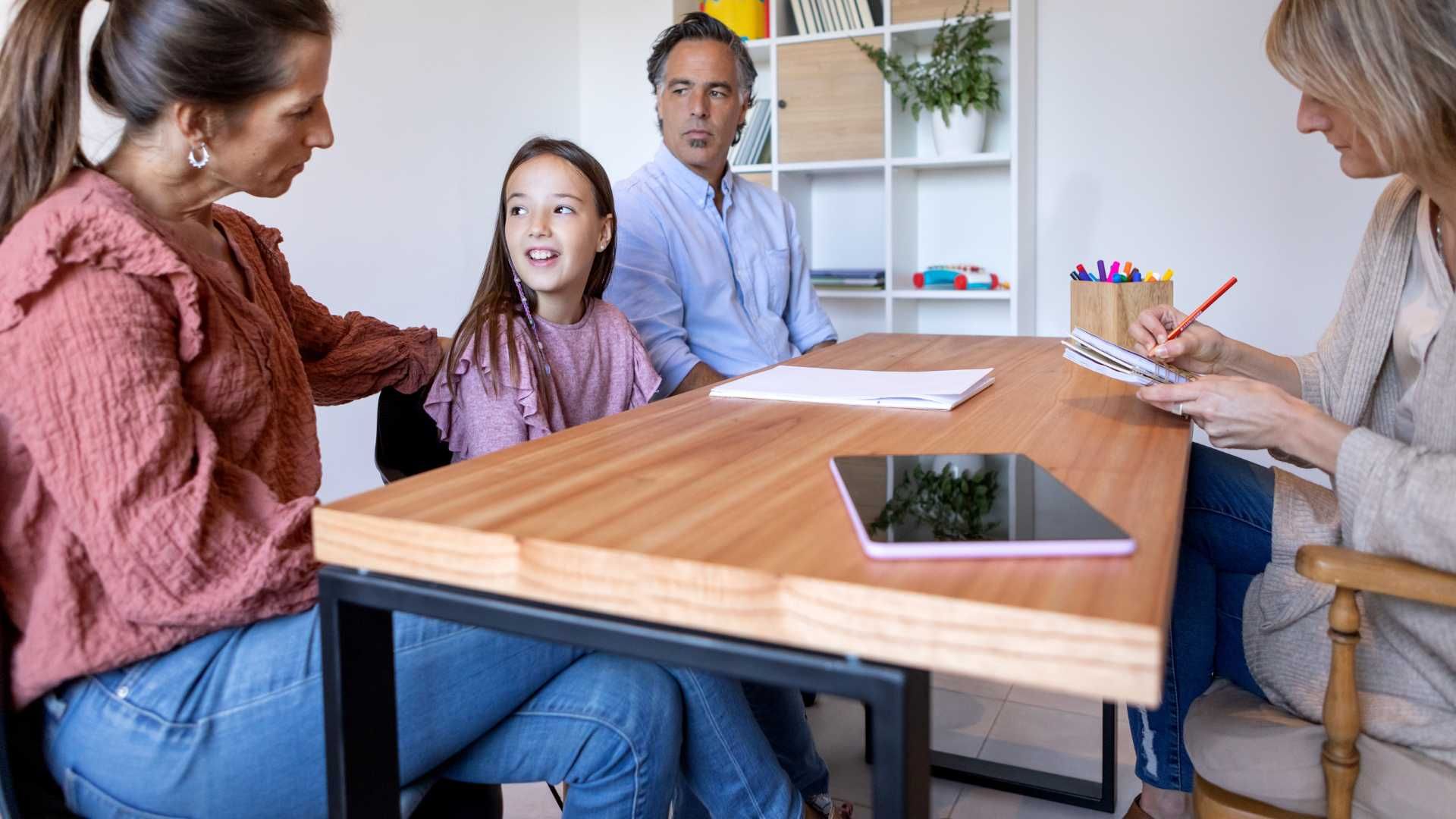 مشاوره حضوری روانشناسی خانواده و حل تعارضات