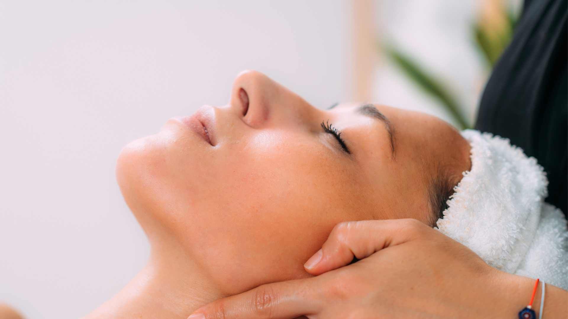 تزریق ژل صورت