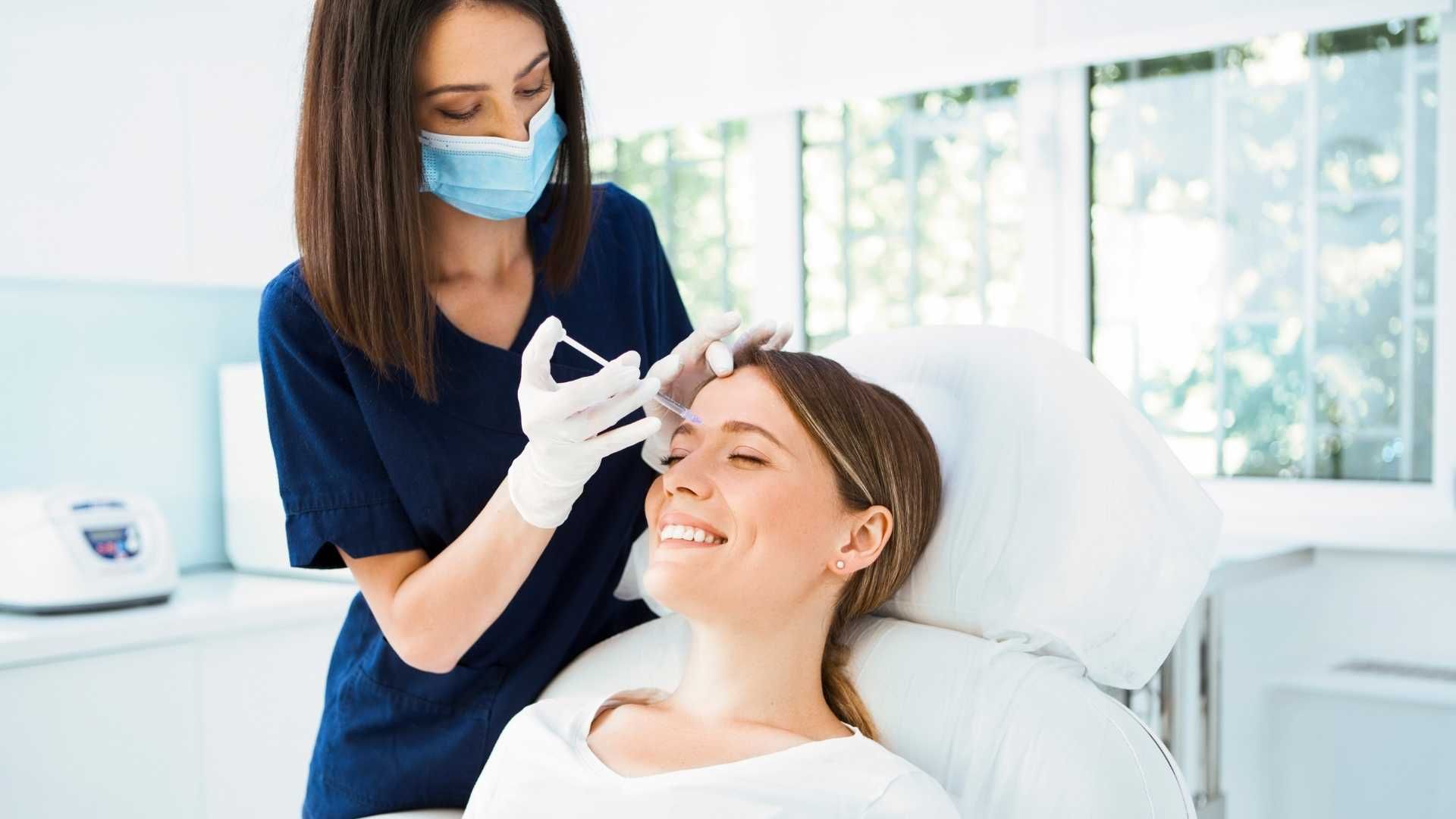 تزریق بوتاکس صورت (پیشانی، خط اخم، پنجه کلاغی)