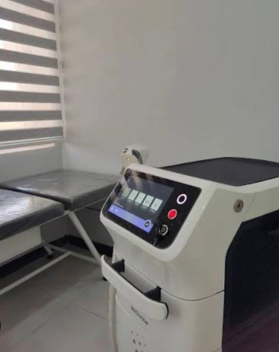 لیزر موهای زائد بانوان و آقایان با دستگاه مدیو استار ⚡