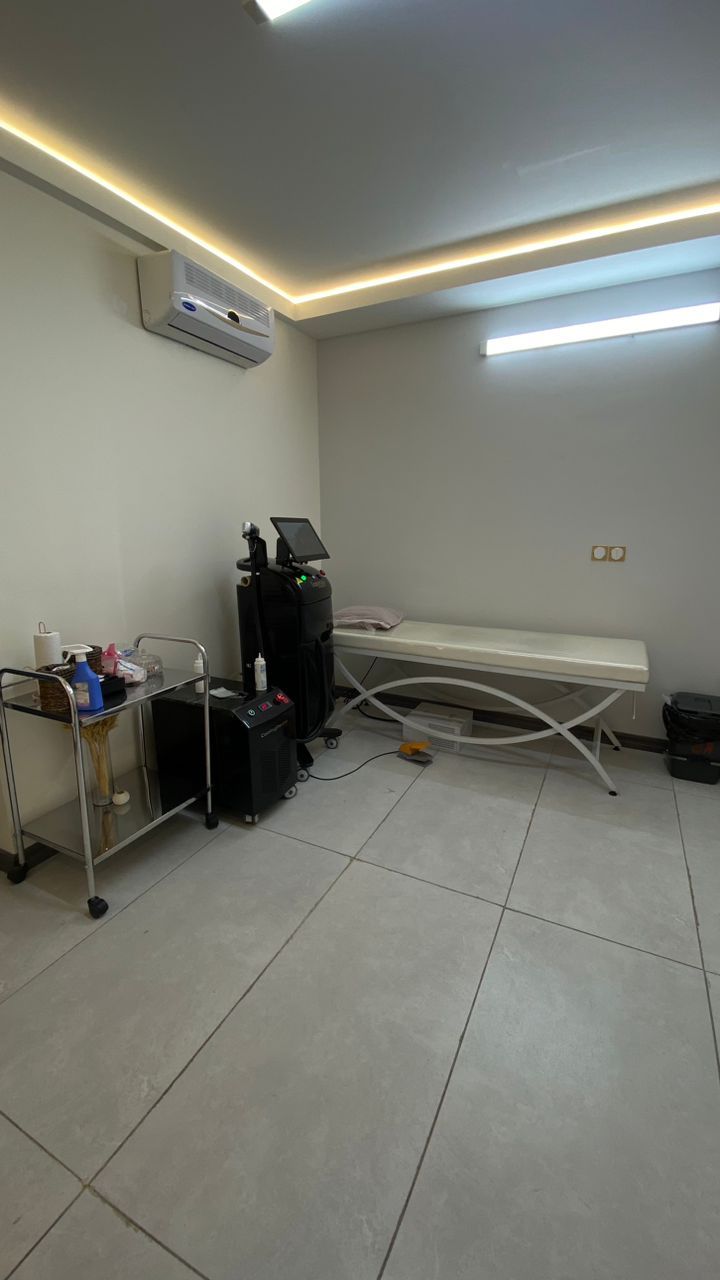 لیزر موهای زائد بانوان و آقایان با دستگاه سوپرانو آیس تیتانیوم⚡