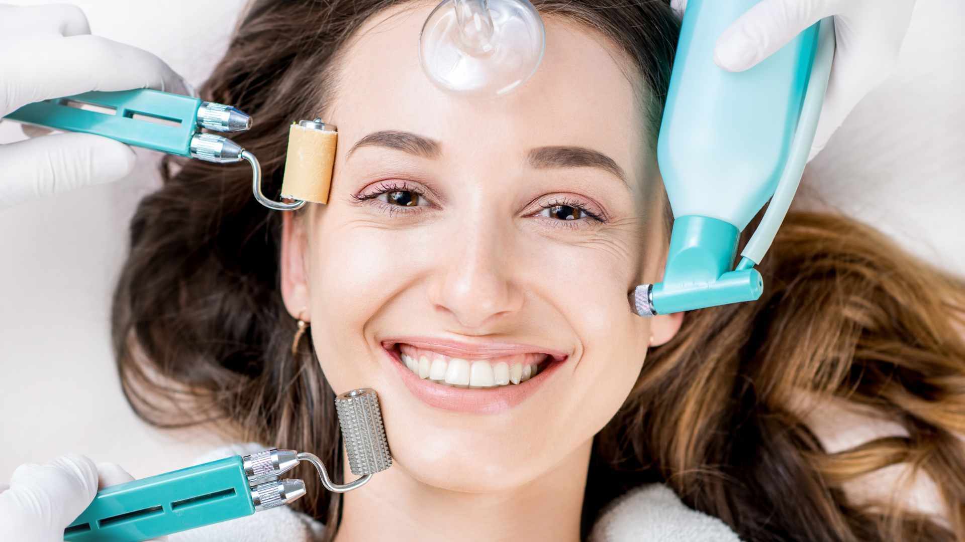 جوانسازی صورت به روش لیزر CO2 فرکشنال (هرجلسه)