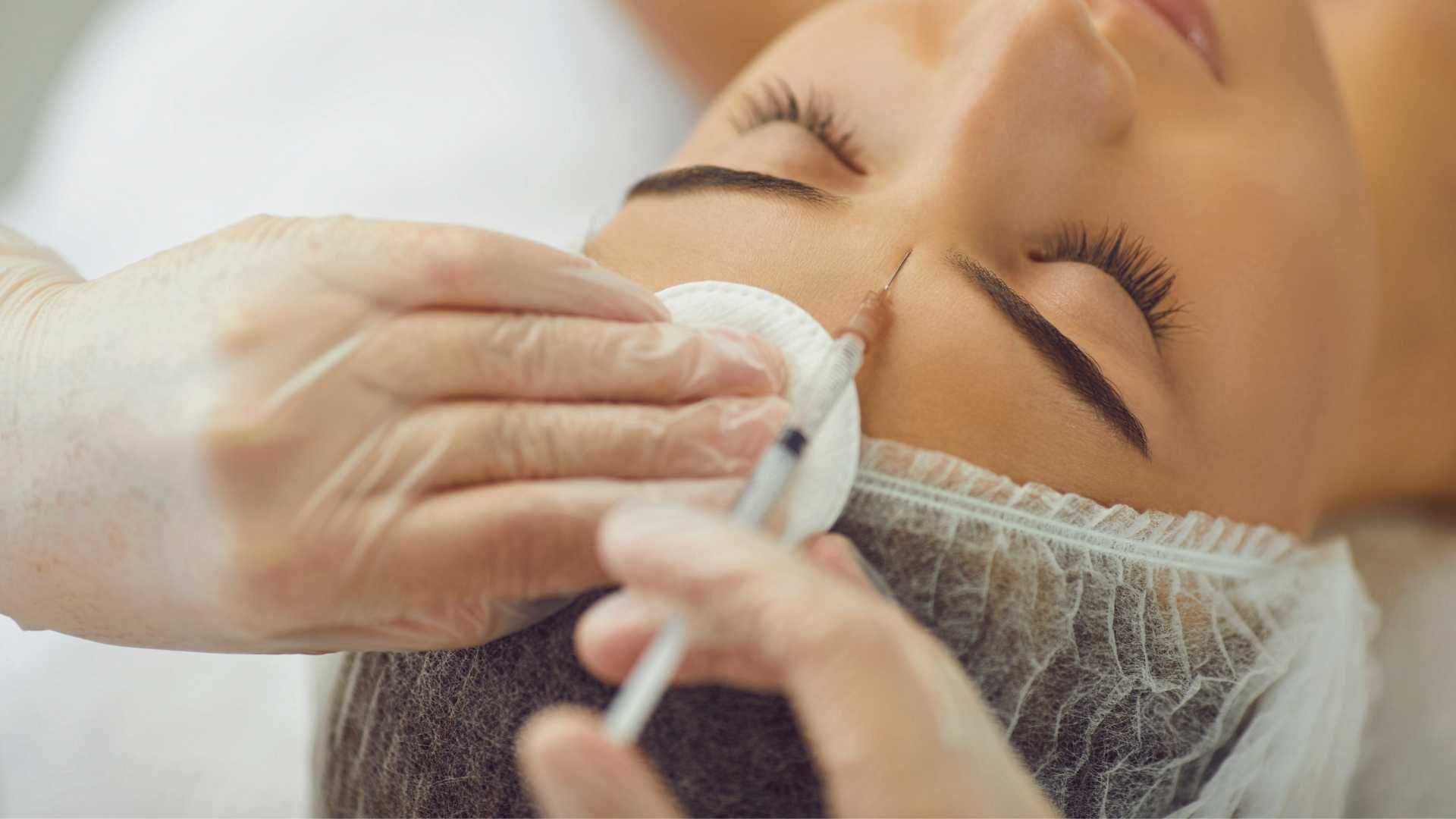 تزریق بوتاکس صورت (پیشانی، خط اخم، پنجه کلاغی)