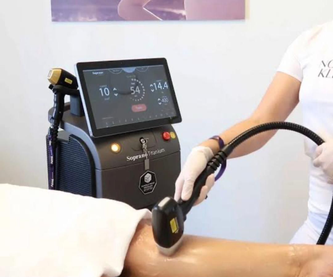 لیزر موهای زائد بانوان و آقایان با دستگاه سوپرانو آیس تیتانیوم⚡