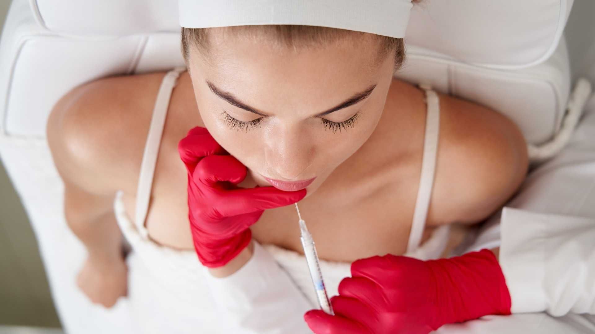 تزریق ژل چانه