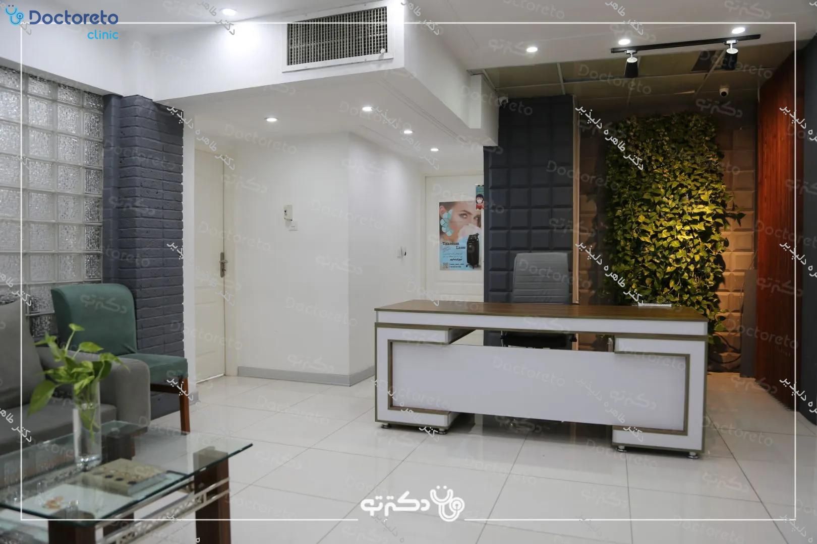 حذف تتوی هر دو ابرو با دستگاه کیوسوییچ