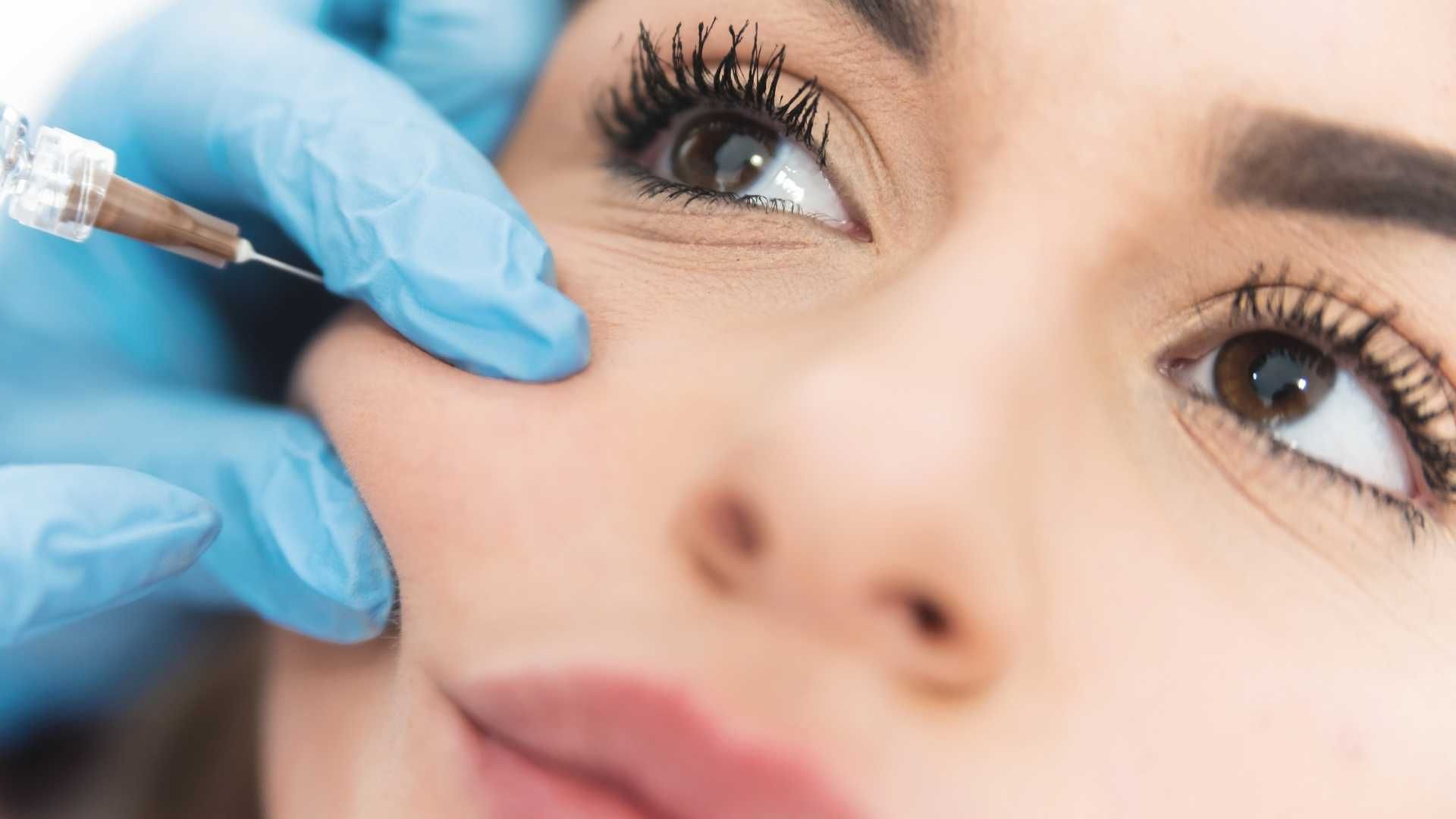 تزریق ژل گونه