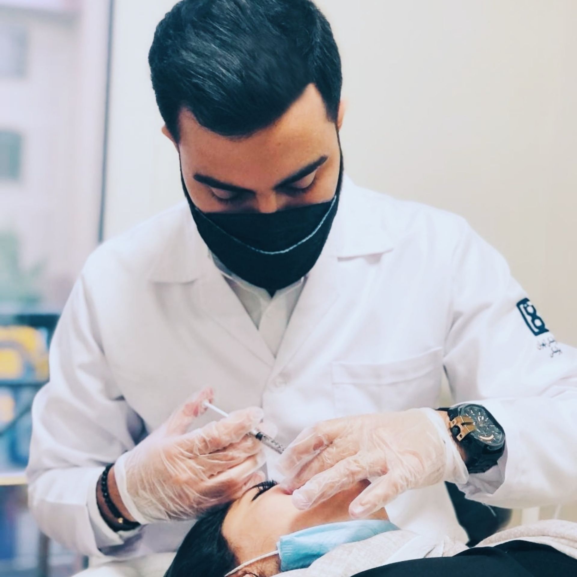 تزریق بوتاکس صورت (پیشانی، خط اخم، پنجه کلاغی)