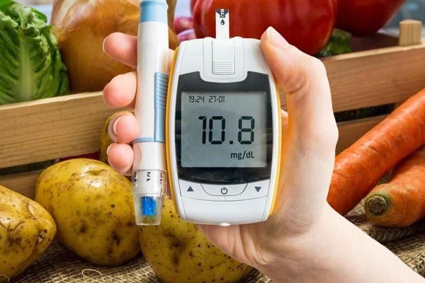 مشاوره دیابت همراه با رژیم غذایی