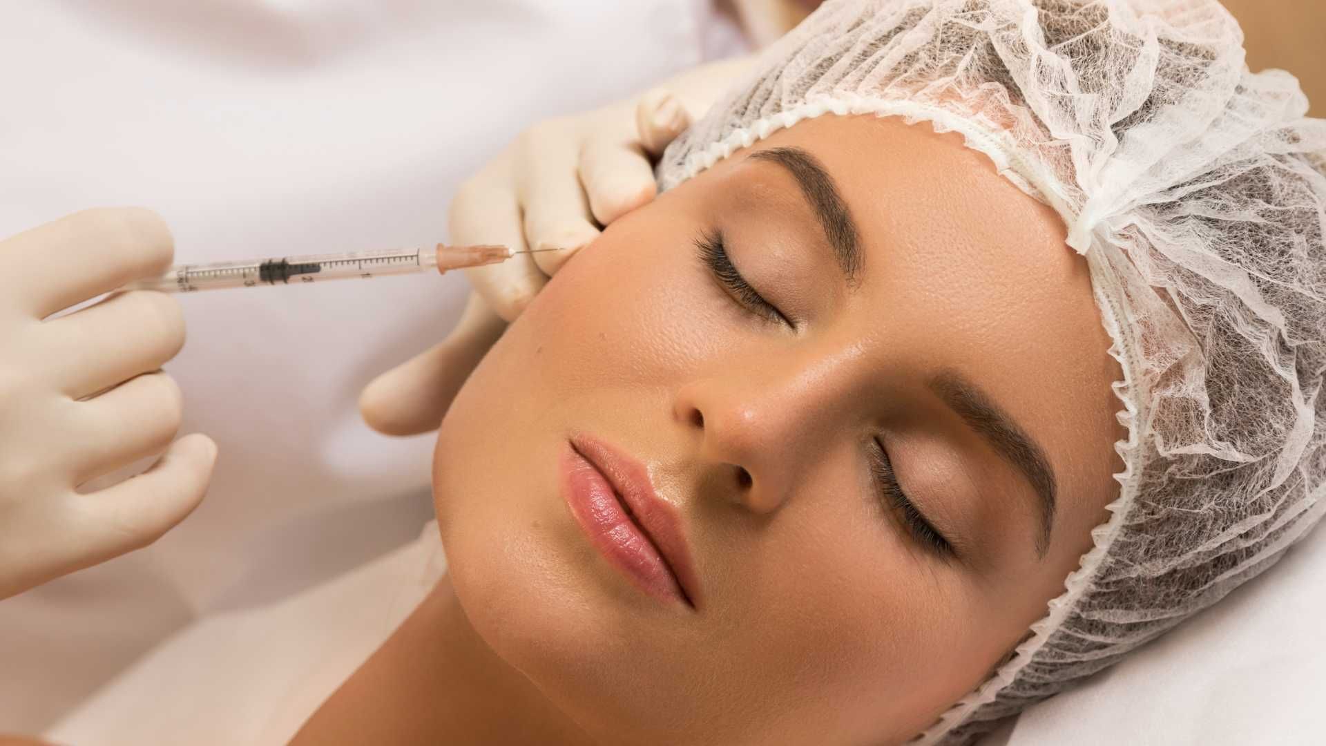 جوانسازی صورت با تزریق چربی