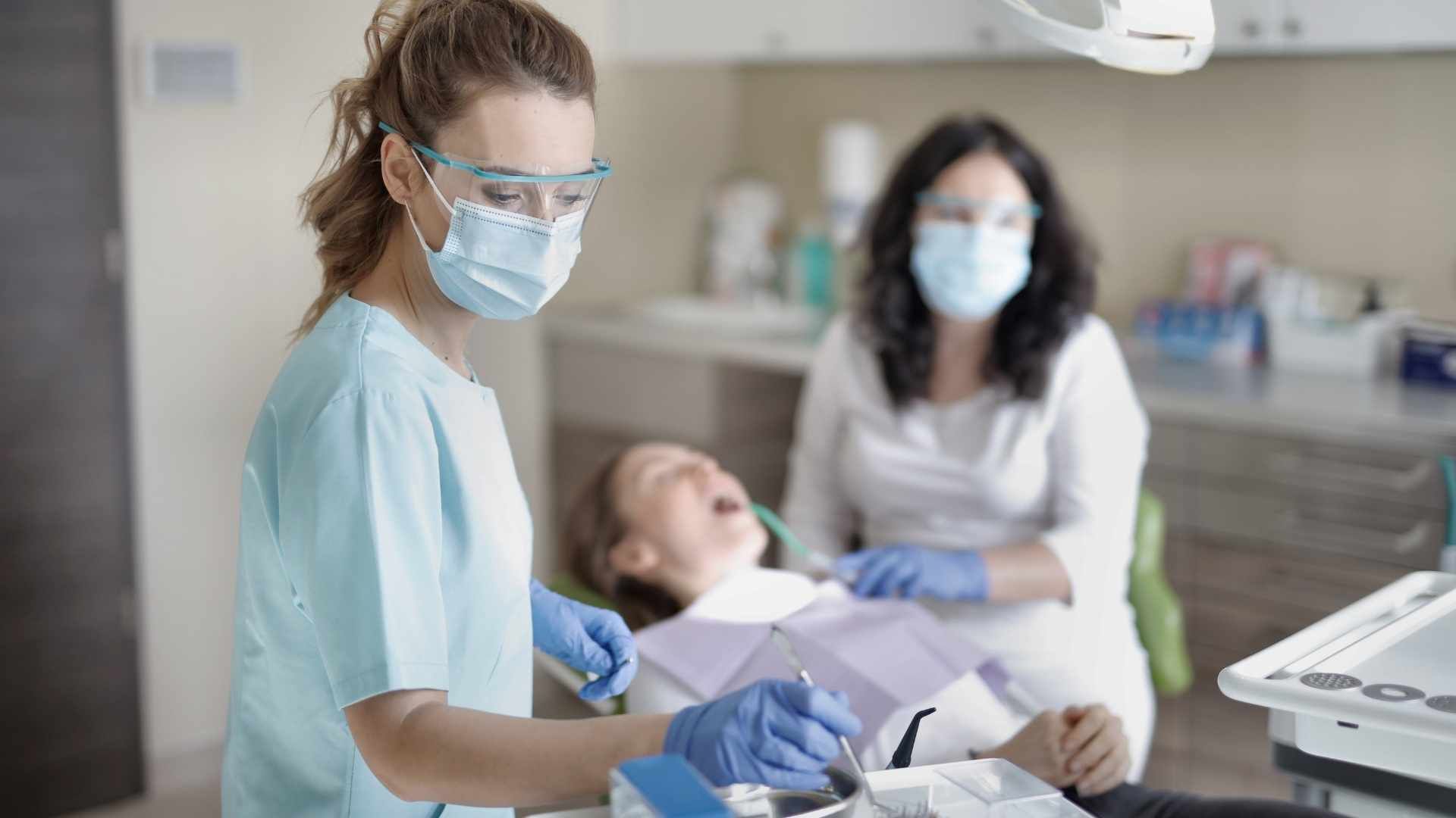 جراحی پیوند استخوان (هر واحد)