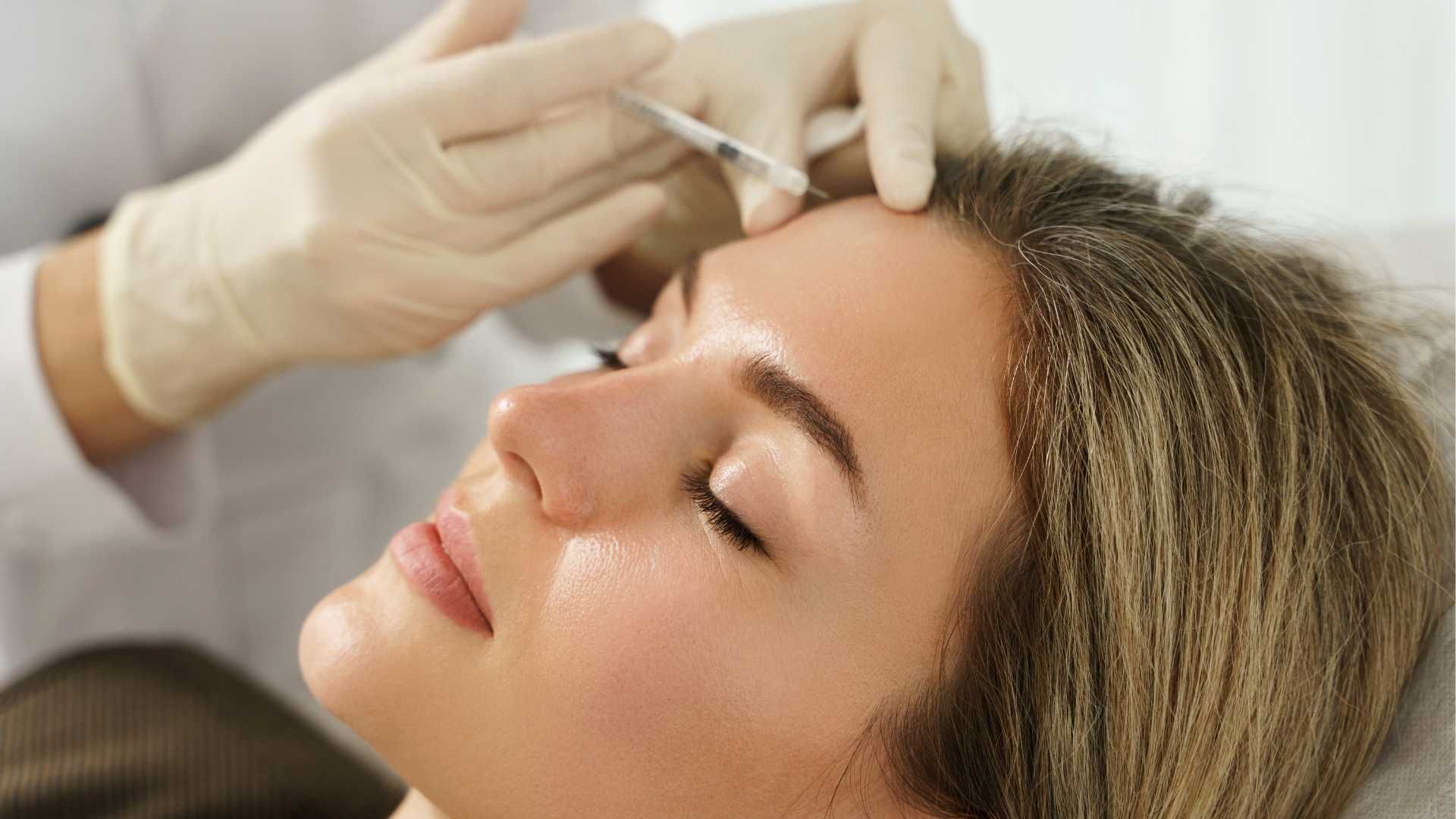 تزریق بوتاکس خط غم با برند مصپورت دکتر شیوا شاهسوند در مشهد 1