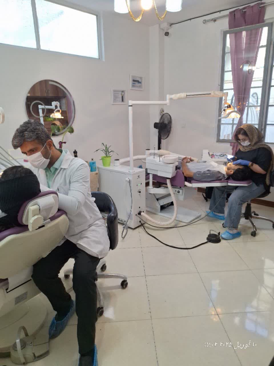 آفیس بلیچینگ (سفید کردن دندان) دو فک با مواد آمریکایی