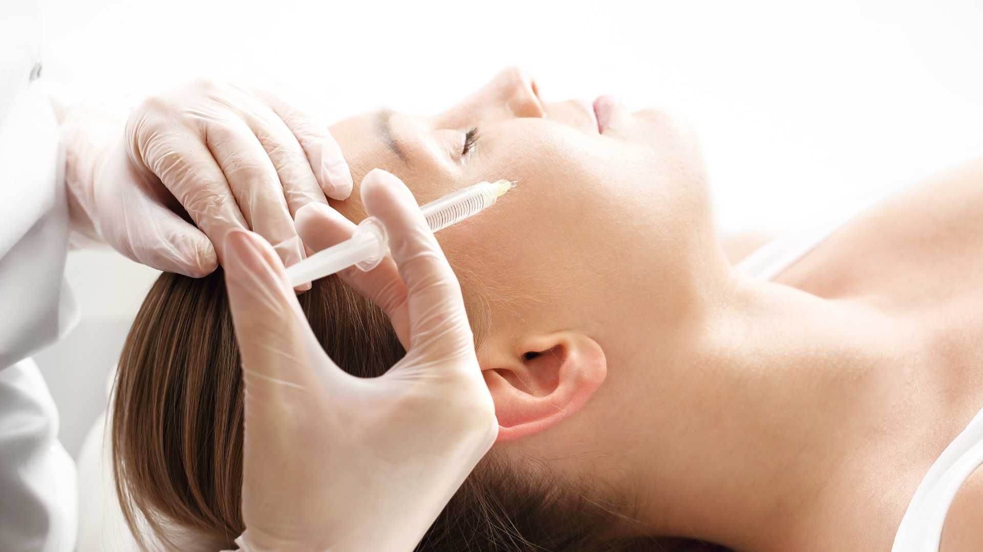مزوتراپی با کوکتل رفع تیرگی، پف و رفع چین و چروک اطراف چشم eye contour مزولایک (3cc)