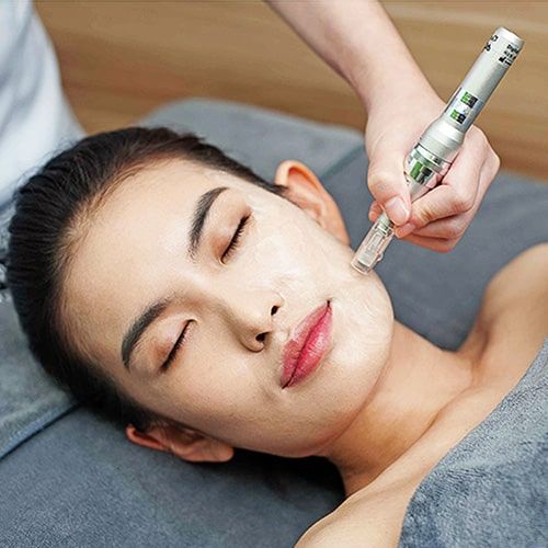 مزوتراپی با کوکتل خطوط پنجه کلاغی، خطوط پیشانی، درمان چین و چروک خطوط ریز، درمان چروک های دور دهان و چانه btx فیوژن (1cc)