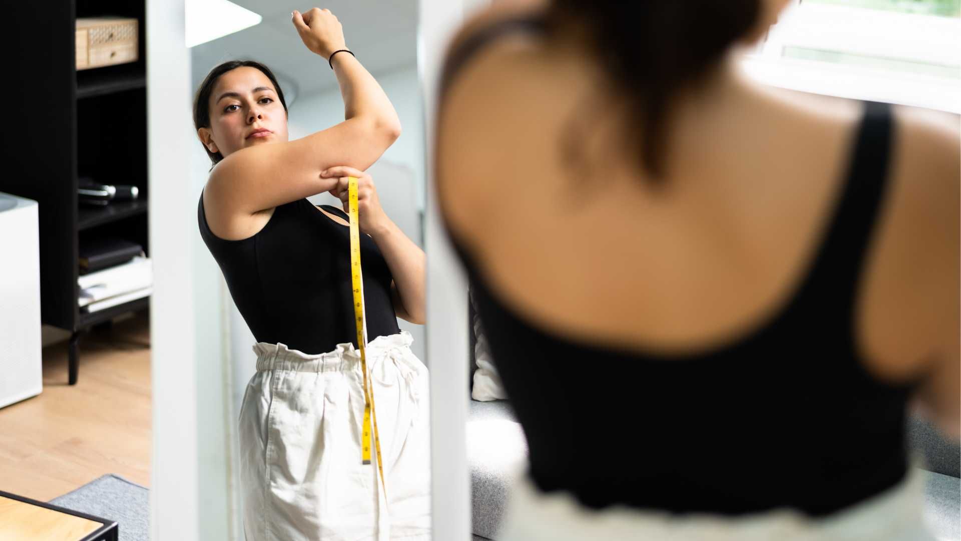 عمل جراحی براکیوپلاستی (جراحی زیبایی بازو)