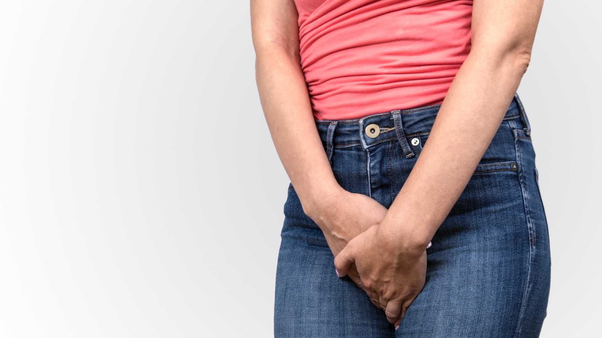 پرینورافی (تنگ کردن واژن) با جراحی