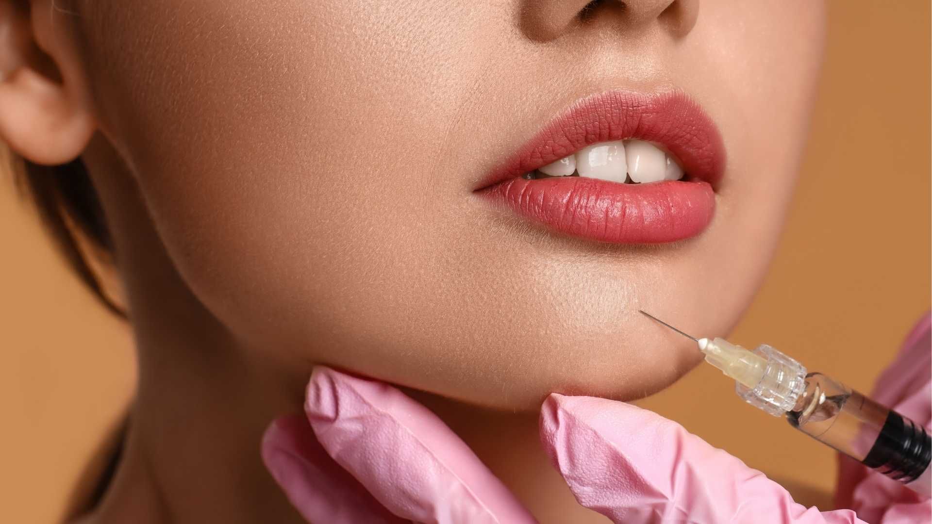 تزریق ژل زاویه فک