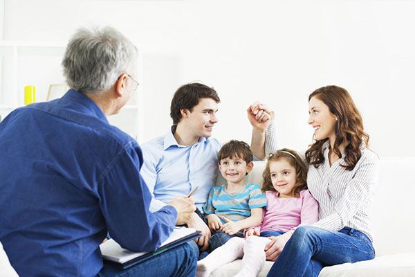 مشاوره حضوری خانواده (1 جلسه 60 دقیقه ای)