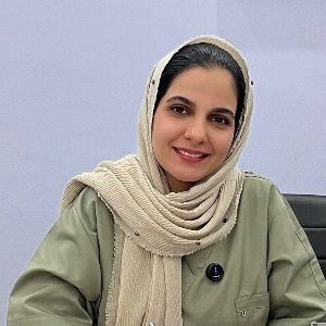 عزیزه پرندنیا