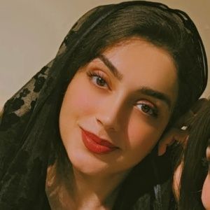 زهرا خدادادی مفرد
