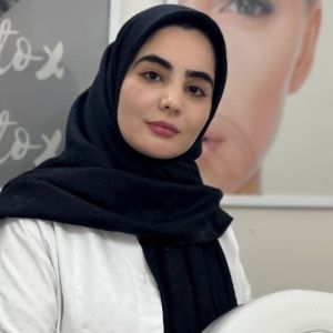دکتر سیده زینب هاشمی