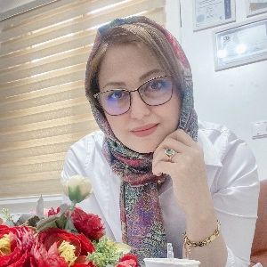 زهره کریم نیافرد