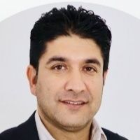 هادی شاهینی
