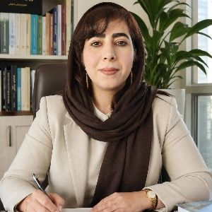 فاطمه صادقپور