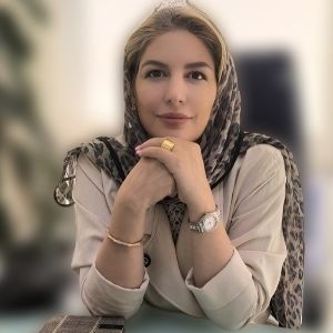 دکتر بیتا رزاقی زاده